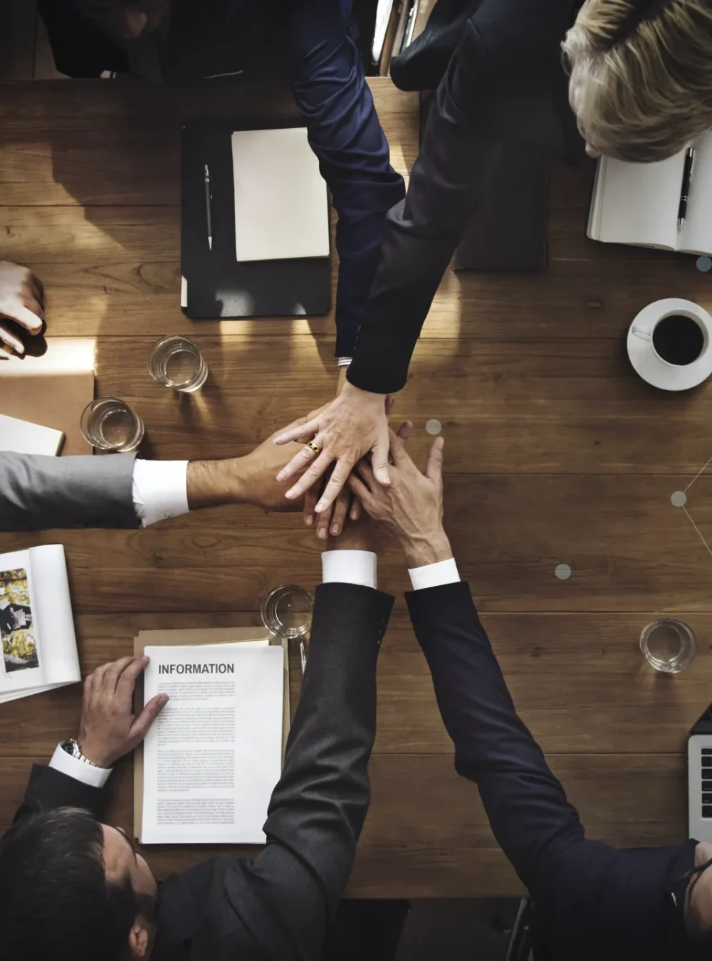 aerial-view-business-team (2)